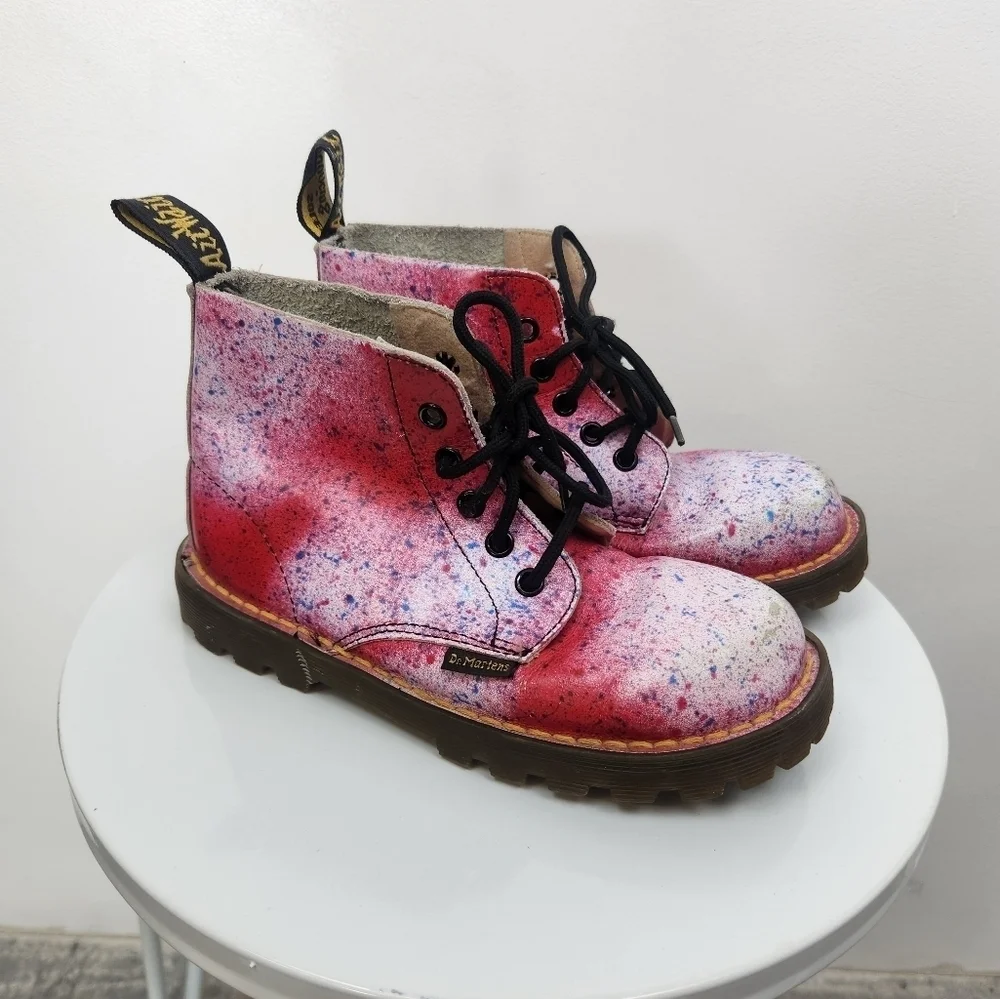 Dr. Martens Vintage Youth Girls Boots Size 2.